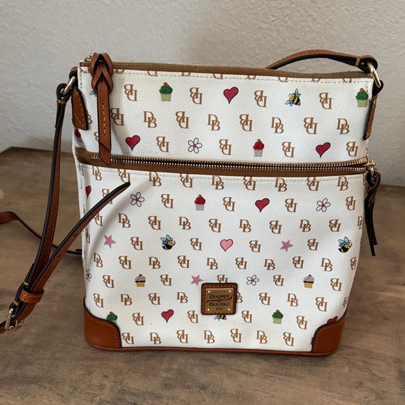 Dooney & Bourke Bee 🐝 & Cupcake 🧁Crossbody Bag with Brown Trim - Picture 1 of 13